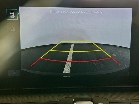 Used 2025 Kia K4 LXS image 23