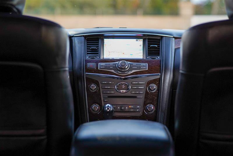 Used 2015 INFINITI QX80 4WD w/ 22" Wheel Package image 57