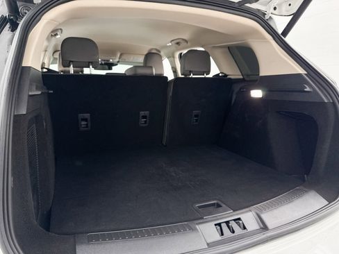 Used 2024 Lincoln Corsair Premiere image 36