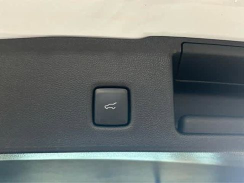 New 2025 Ford Escape ST-Line w/ Cold Weather Package image 27