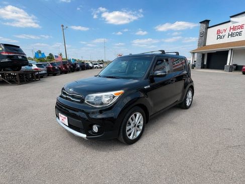 Used 2018 Kia Soul + FWD image 1
