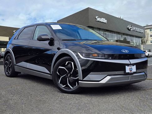 Used 2024 Hyundai Ioniq 5 Limited image 1
