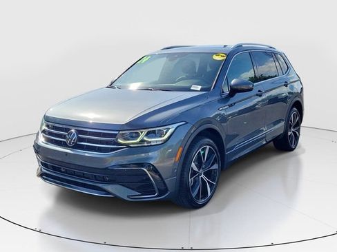 Used 2024 Volkswagen Tiguan SEL R-Line AWD/4WD image 31