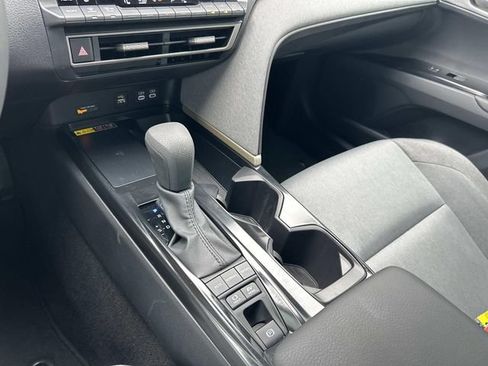 Used 2025 Toyota Camry LE FWD image 25