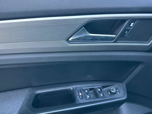 Used 2018 Volkswagen Atlas SE AWD/4WD image 11