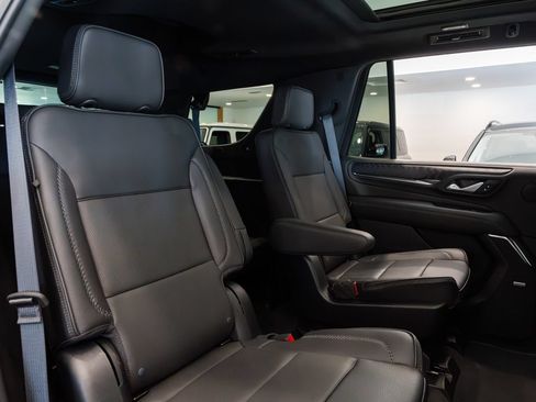 Used 2024 GMC Yukon Denali w/ Denali Reserve Package AWD/4WD image 24
