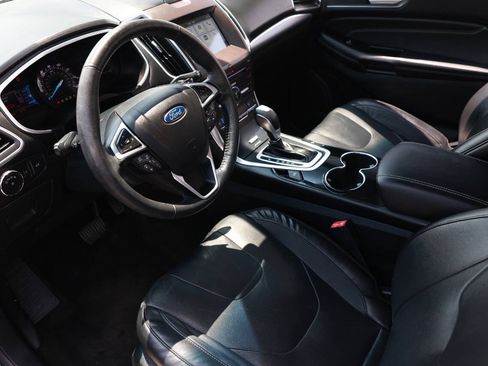 Used 2016 Ford Edge Titanium w/ Equipment Group 302A FWD image 18