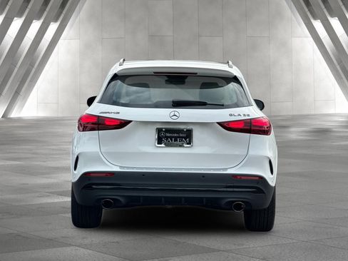 New 2026 Mercedes-Benz GLA 35 AMG 4MATIC image 5