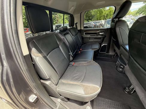 Used 2024 RAM 2500 Laramie AWD/4WD image 8