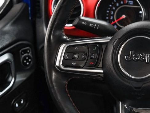 Used 2019 Jeep Wrangler Unlimited Rubicon AWD/4WD image 18