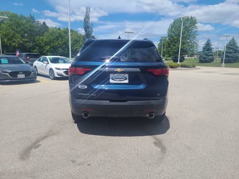 Used 2023 Chevrolet Traverse LT AWD/4WD image 6