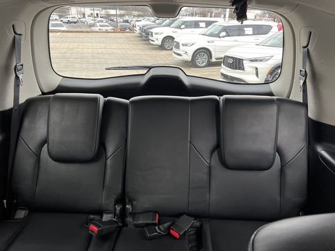 Used 2024 INFINITI QX80 Luxe image 19