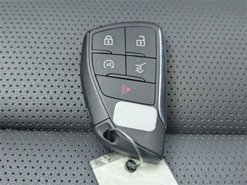 New 2025 Buick Envision Avenir image 34