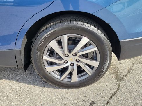 Used 2024 Chevrolet Equinox LT FWD image 28