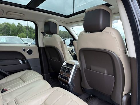 Used 2019 Land Rover Range Rover Sport Supercharged AWD/4WD image 15