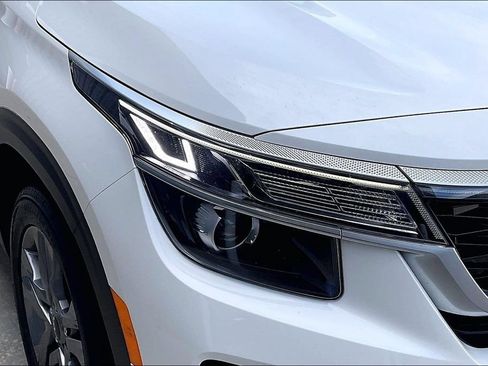 Used 2023 Kia Seltos S FWD image 27