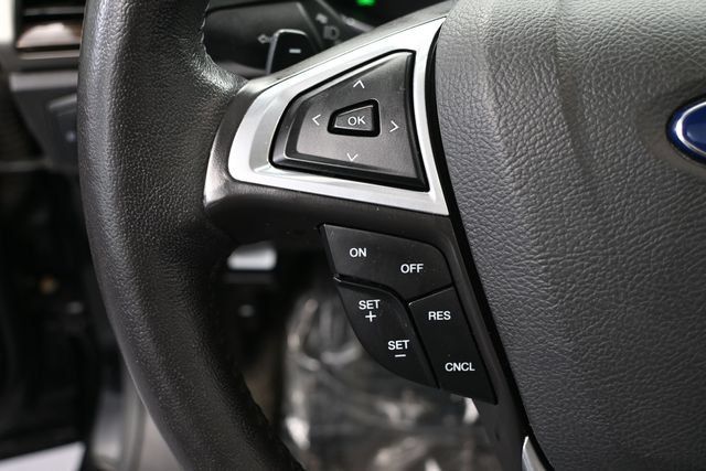 Used 2016 Ford Fusion SE w/ Equipment Group 202A FWD image 23