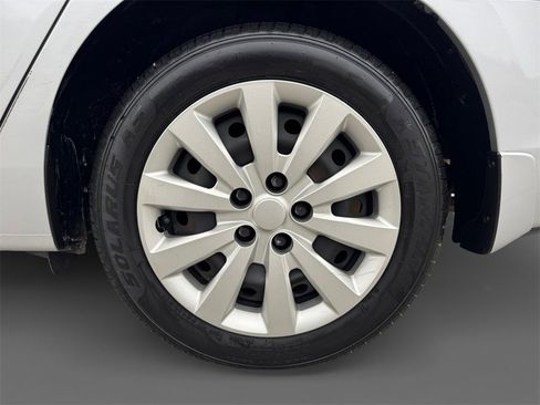 Used 2017 Nissan Sentra S image 11