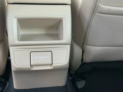 Used 2018 Subaru Legacy 2.5i Premium w/ Moonroof Package image 36