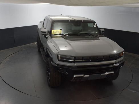 New 2025 GMC Hummer EV 2X image 41