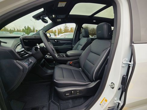 New 2026 Buick Enclave Sport Touring w/ Super Cruise Package image 12