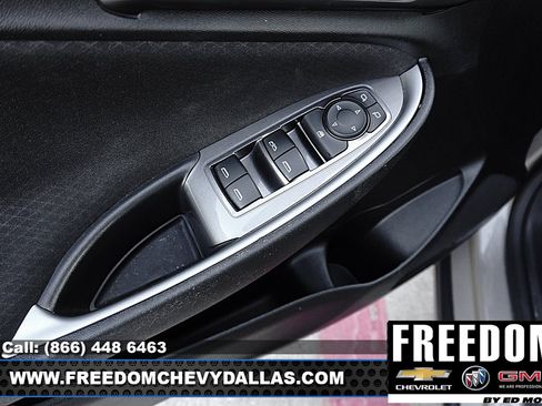 Used 2024 Chevrolet Malibu LT FWD image 32