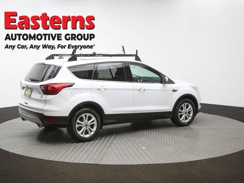 Used 2019 Ford Escape SE image 43