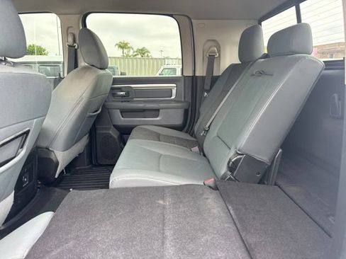 Used 2018 RAM 2500 Big Horn AWD/4WD image 41