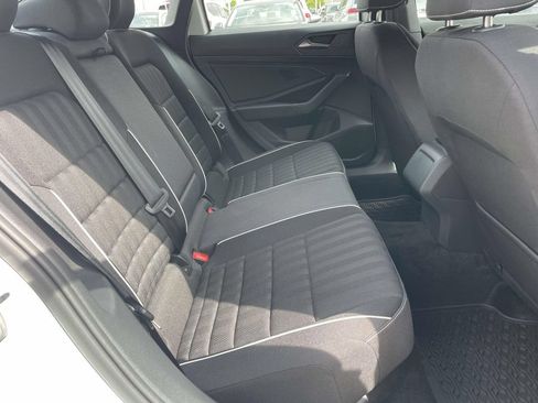Certified 2024 Volkswagen Jetta Sport FWD image 12