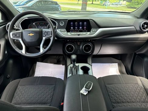 Used 2021 Chevrolet Blazer LT FWD image 30