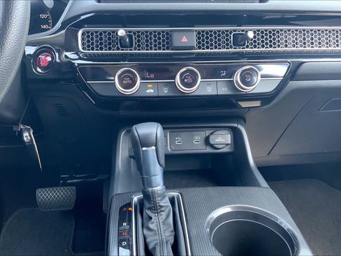 Used 2025 Honda Civic LX image 34