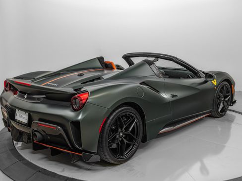Certified 2020 Ferrari 488 Pista Spider RWD image 10