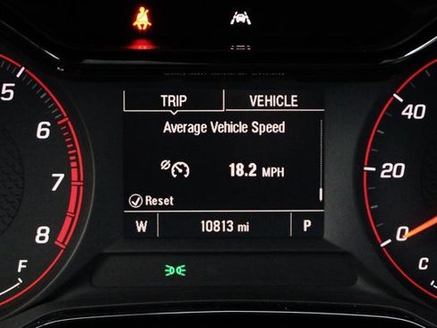 Used 2024 Chevrolet Trax RS w/ Driver Confidence Package image 29