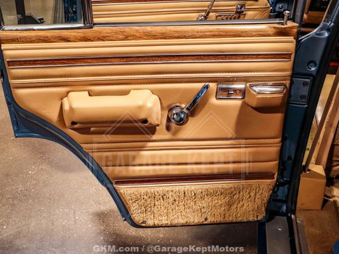 Used 1987 Jeep Grand Wagoneer AWD/4WD image 96