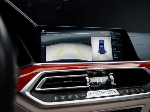 Used 2022 BMW ALPINA XB7 AWD/4WD image 51