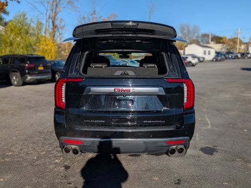 Used 2022 GMC Yukon Denali image 41