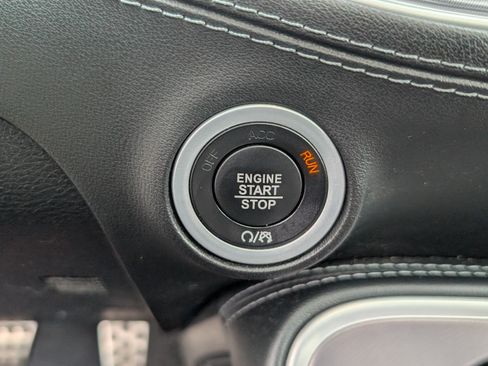 Used 2021 Dodge Challenger R/T Scat Pack RWD image 27