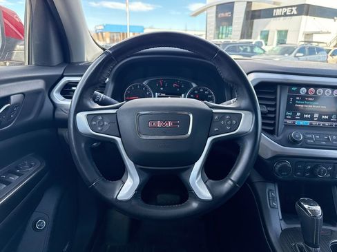 Used 2019 GMC Acadia SLT image 15