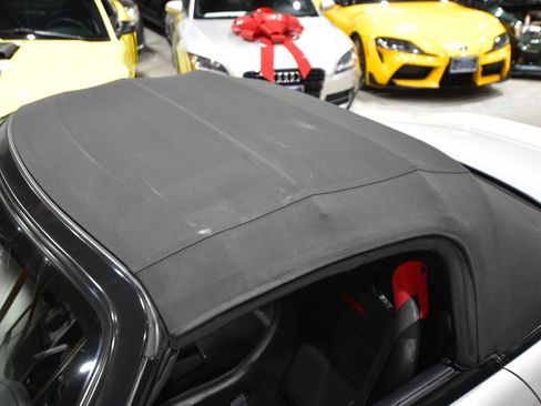 Used 2006 Honda S2000 image 12