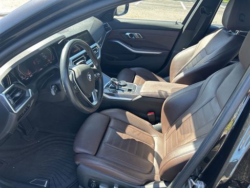Used 2020 BMW 330i Sedan w/ Premium Package RWD image 8
