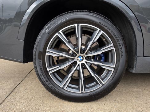 Used 2022 BMW X5 M50i AWD/4WD image 15
