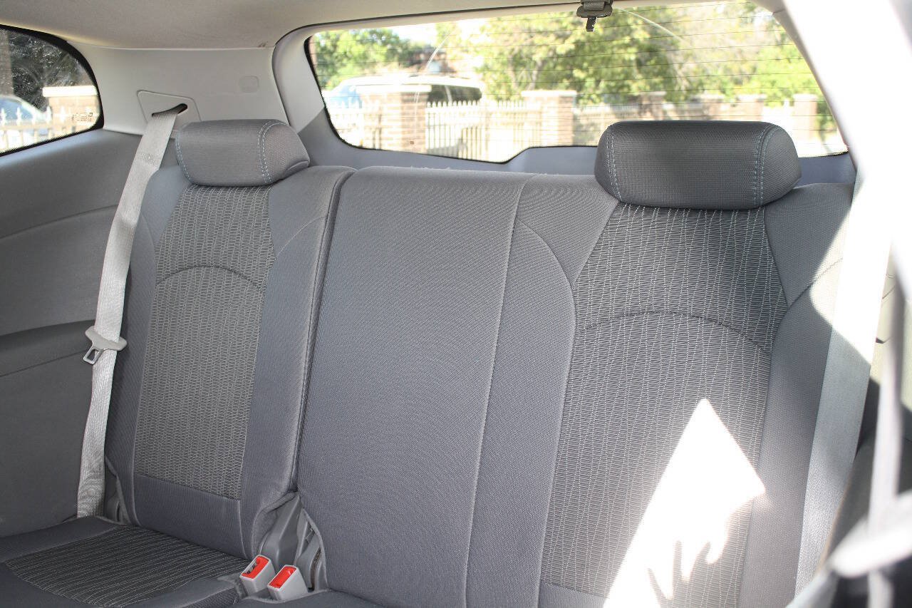 Used 2014 Chevrolet Traverse LS FWD image 9