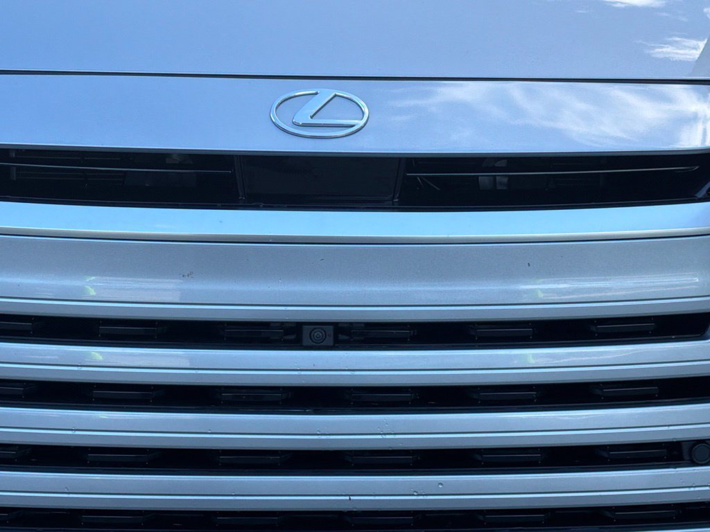 Certified 2026 Lexus TX 500h AWD w/ Technology Package image 4