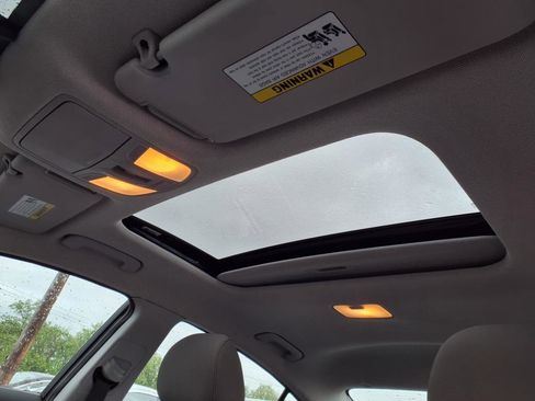 Used 2019 Hyundai Elantra Value Edition w/ Cargo Package image 10