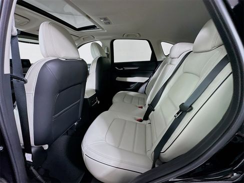 New 2025 MAZDA CX-5 AWD 2.5 S w/ Premium Plus Pkg image 17
