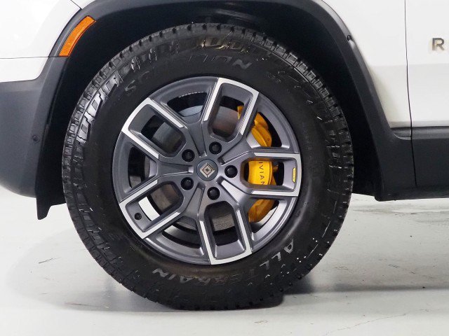 Used 2024 Rivian R1S AWD Adventure image 64
