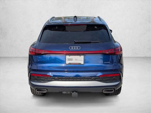 Used 2025 Audi Q5 Premium Plus w/ Premium Plus AWD/4WD image 6