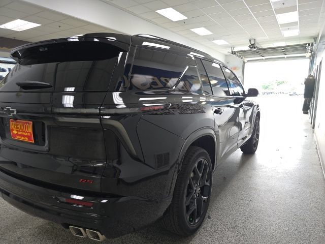 Used 2026 Chevrolet Traverse RS w/ LPO, Floor Liner Package AWD/4WD image 7
