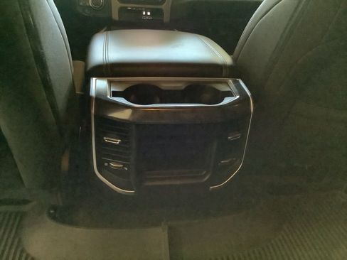 Used 2022 RAM 1500 Big Horn image 38