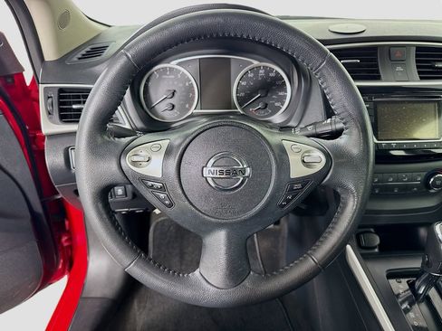 Used 2017 Nissan Sentra SV image 11